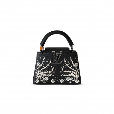 LOUIS VUITTON CAPUCINES MINI (21*13.6*8cm) LOUIS VUITTON CAPUCINES MINI (21*13.6*8cm)